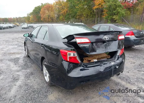 2014 Toyota Camry Se z USA, uszkodzony, nr VIN 4T1BF1FK6EU340917